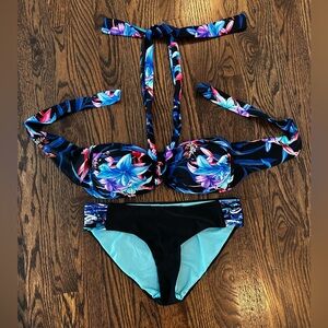 HEAT Bikini Top and Bottom. Two way Bandeau top, four string cross cross bottom.